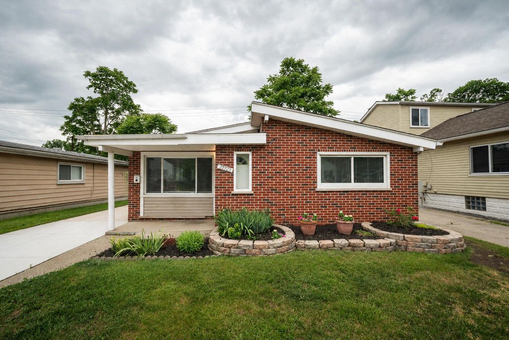23723 Reynolds Avenue, Hazel Park city