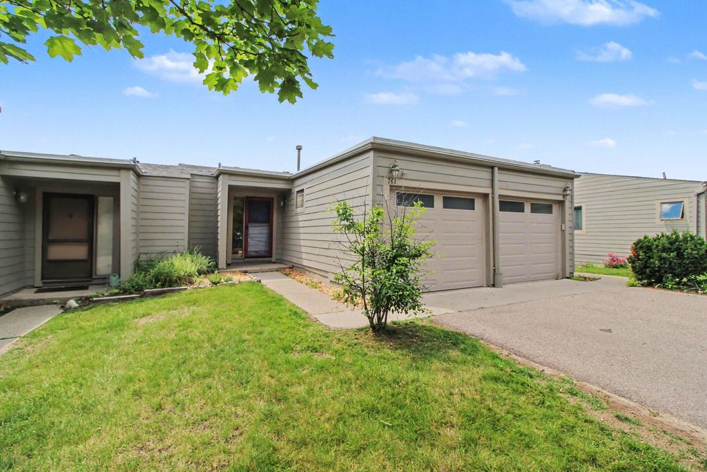 761 Skynob Drive, Ann Arbor