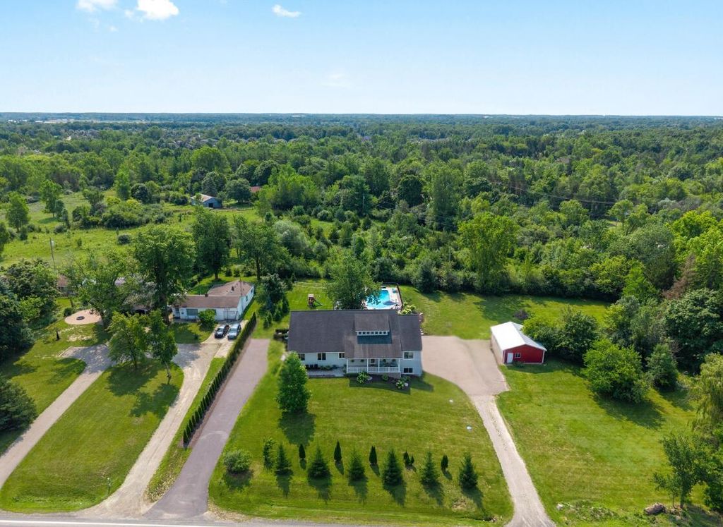 3909 Ann Arbor Saline Road, Lodi township