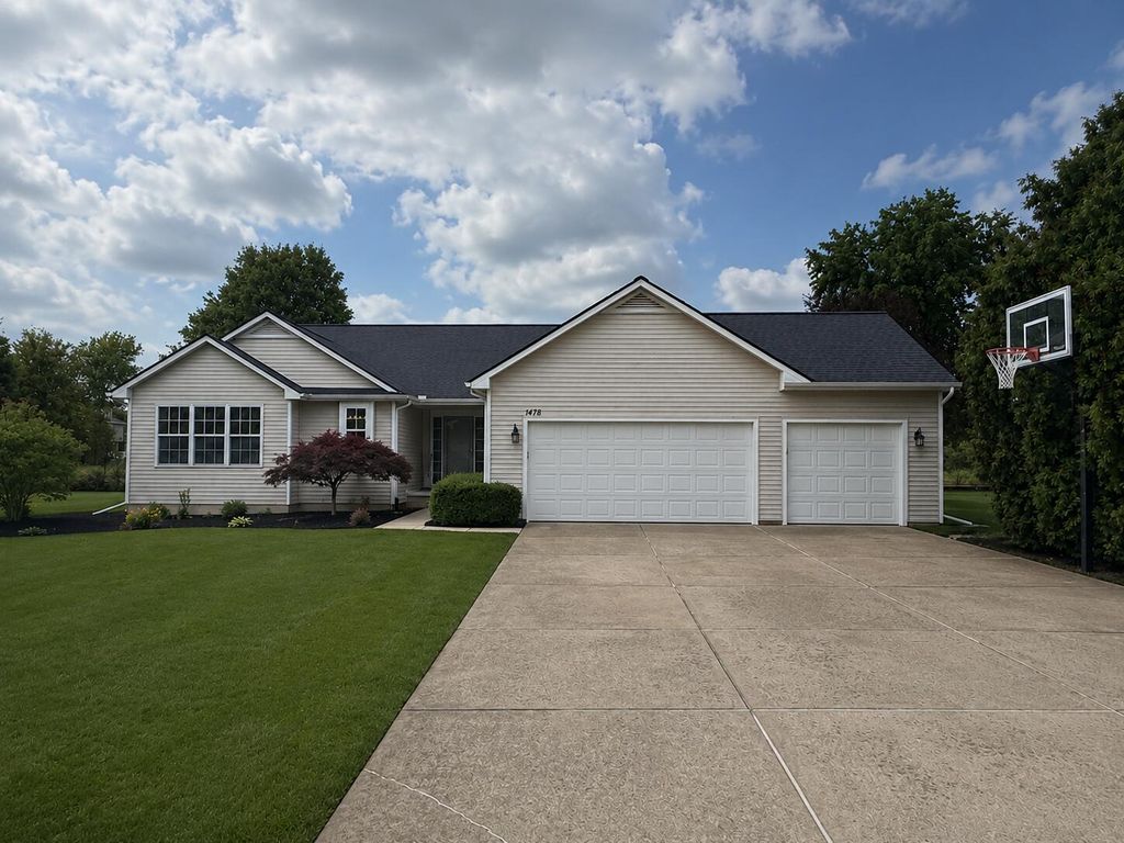 1478 Manistee Drive, Grand Blanc charter township