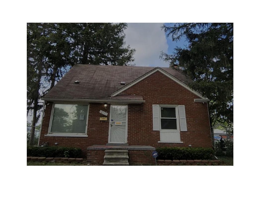 18111 Mitchell Street, Detroit city