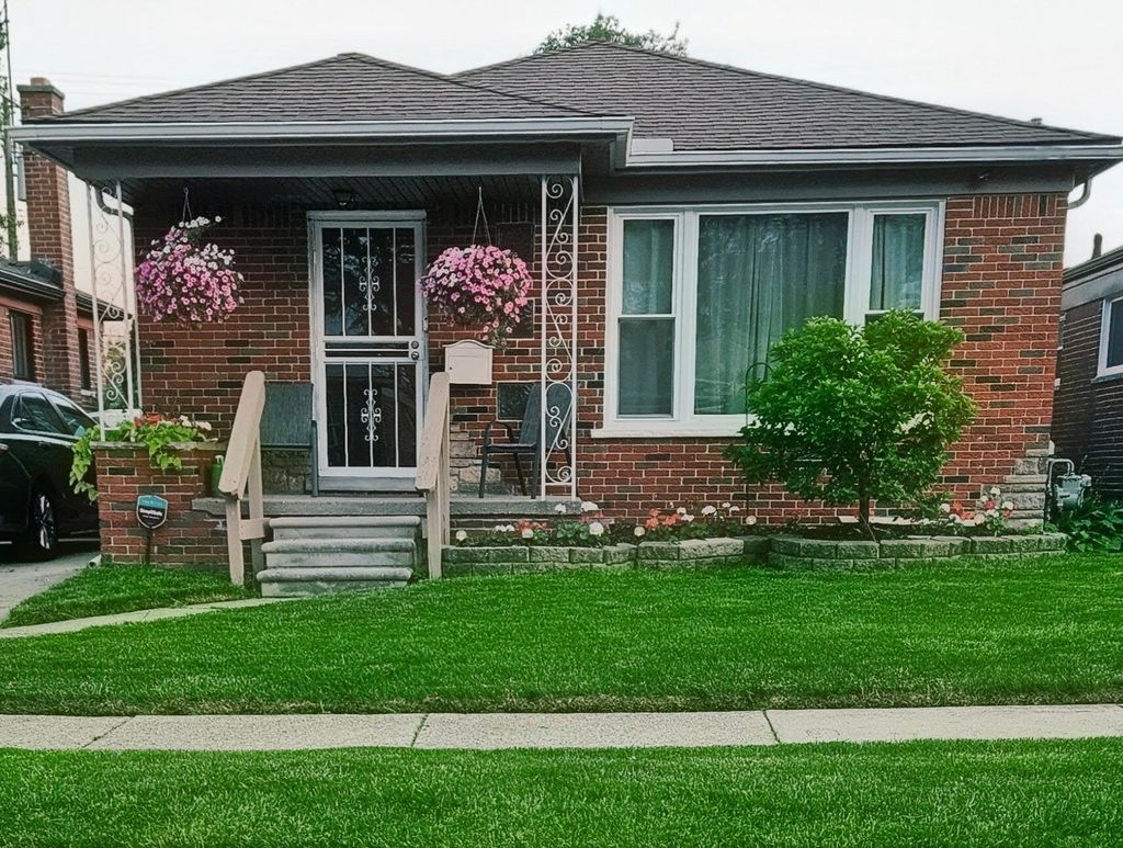 6828 Iowa Street, Detroit city