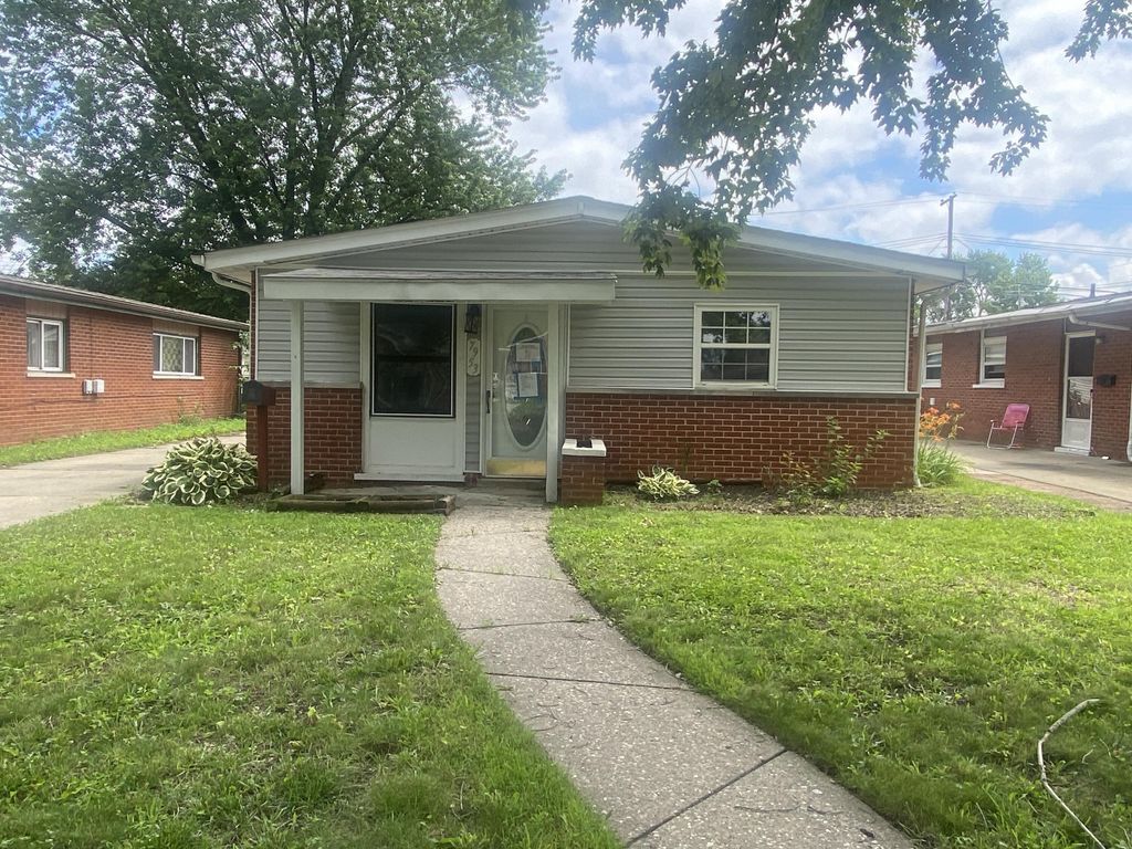 7953 Elm Street, Taylor city