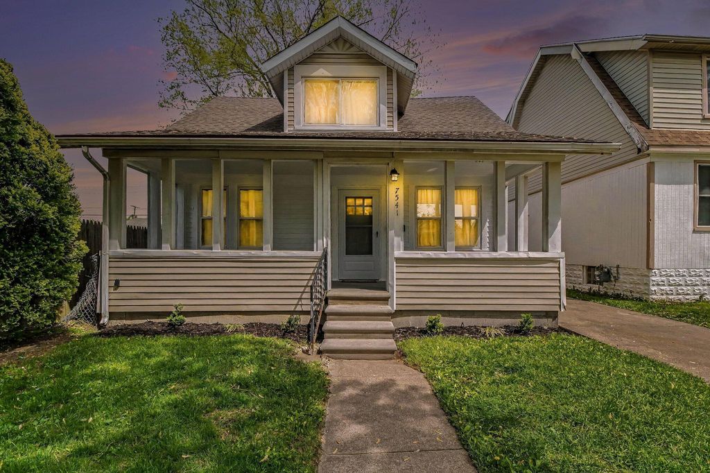7541 Orchard Avenue, Warren city