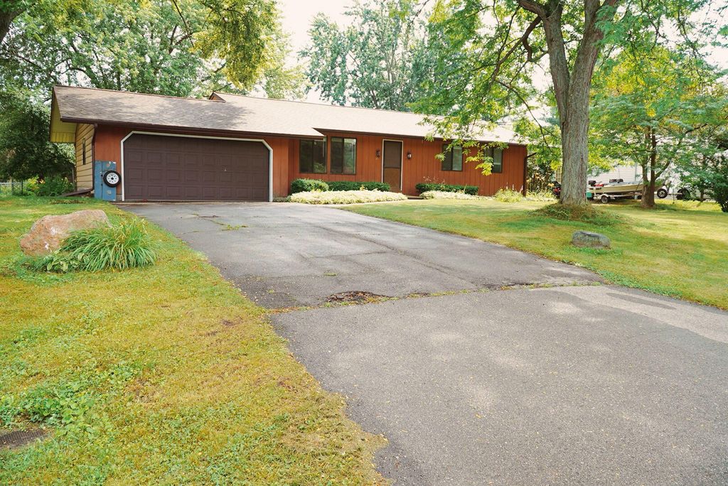 3787 Northmeadow Road, Blackman charter township