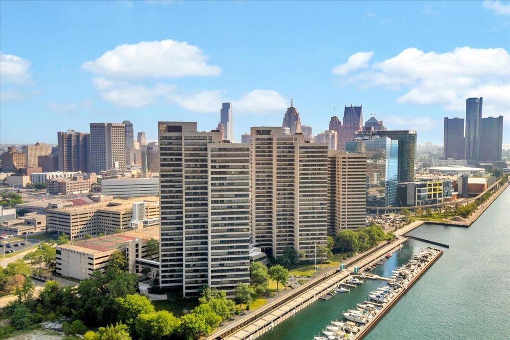 1001 W Jefferson Avenue Unit: 8a, Detroit
