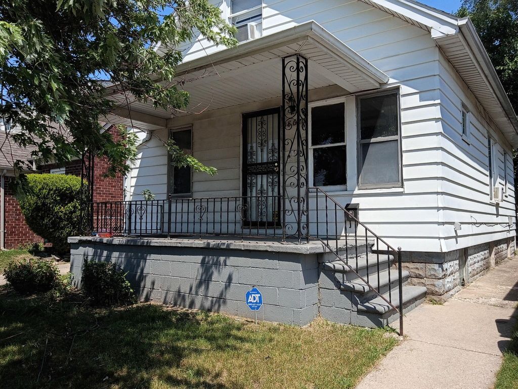 18620 Charest Street, Detroit city