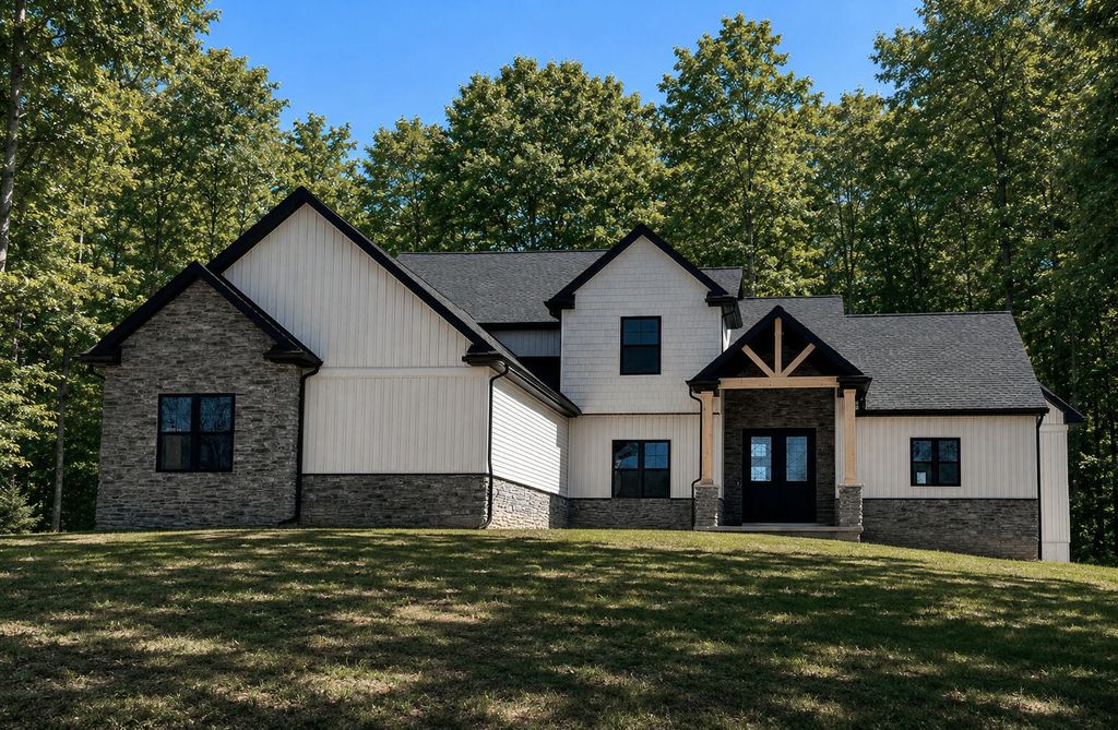 9412 Grand Summit Drive, Tyrone township