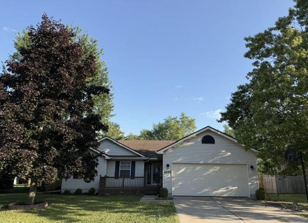 6098 Hedgerow Circle, Grand Blanc city