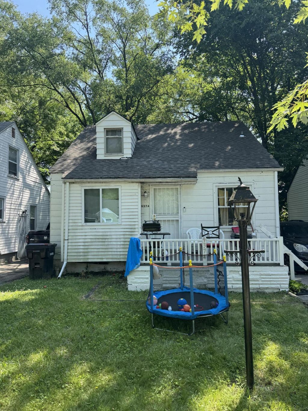 9374 Minock Street, Detroit city