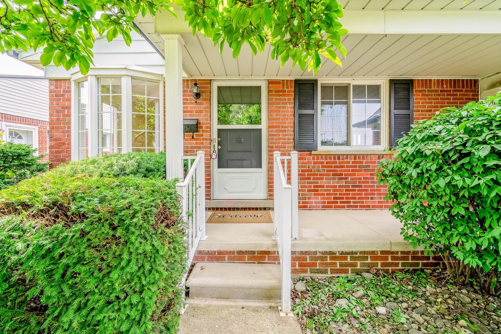 14557 Michigan Boulevard, Allen Park city