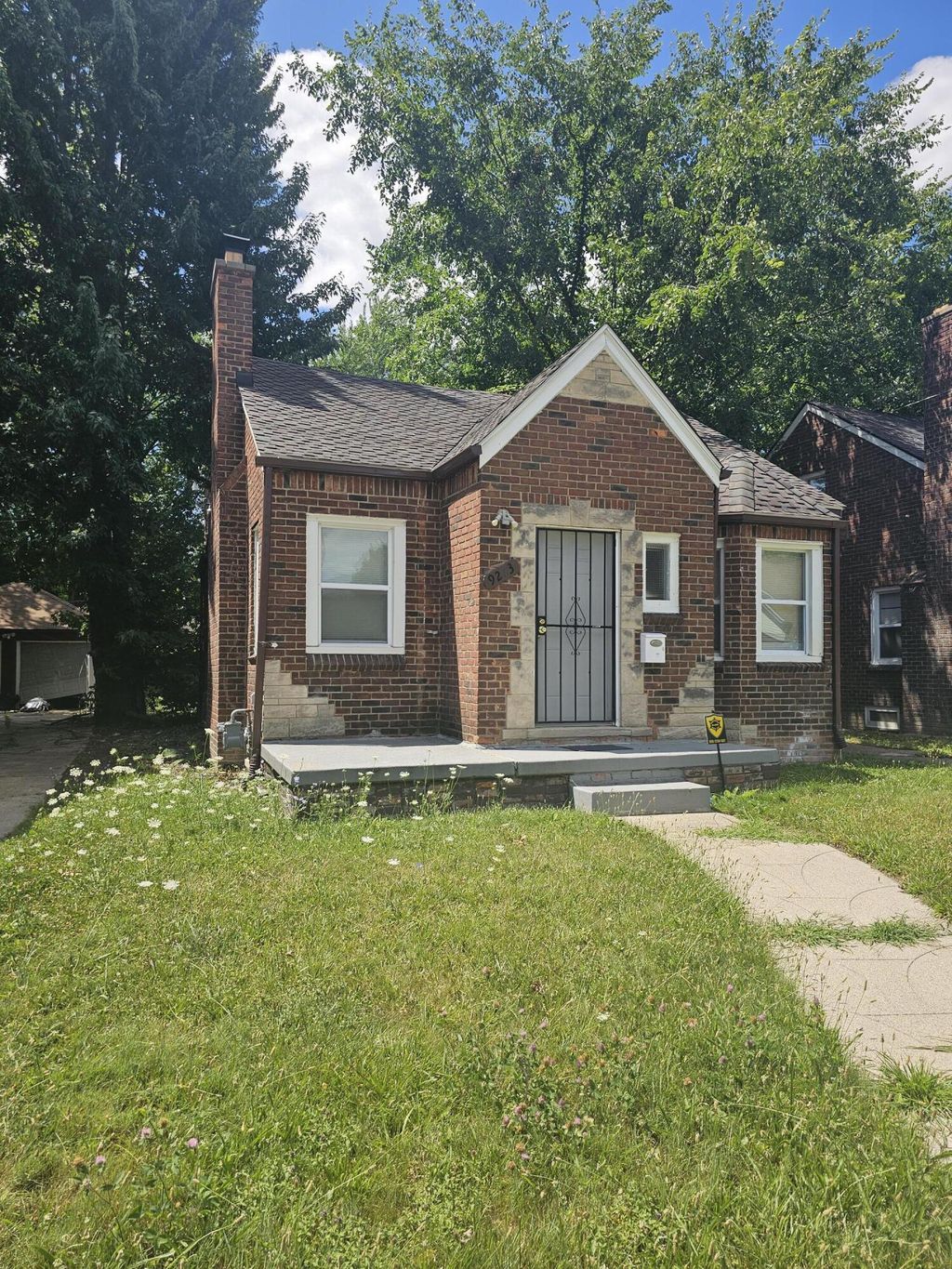 9273 Bedford Street, Detroit city