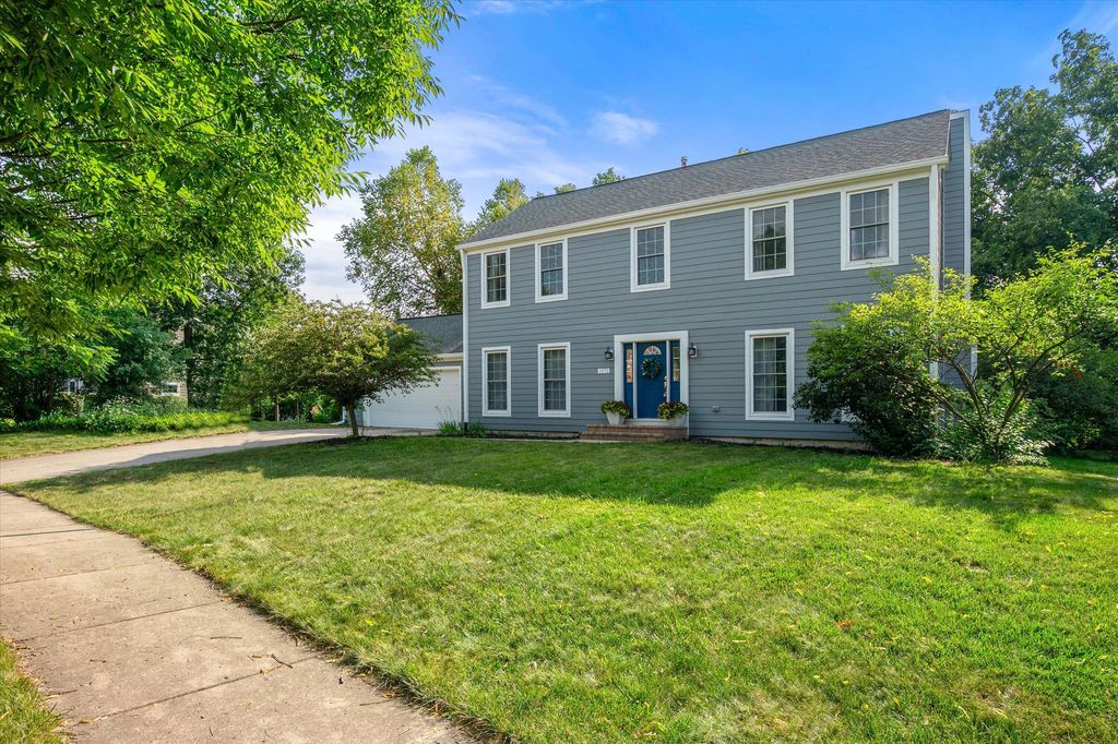 3572 Whispering Oaks Drive, Pittsfield charter township