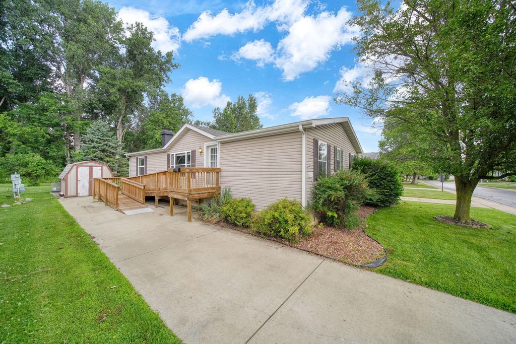 817 Savannah River Drive, Adrian city