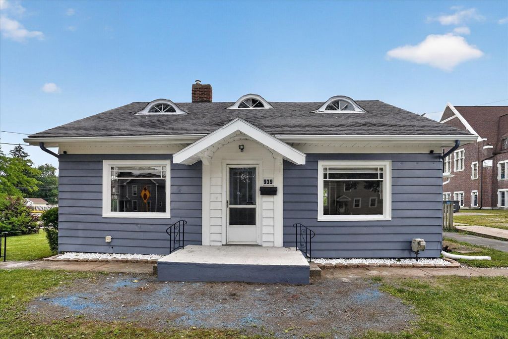 939 Backus Street, Jackson city