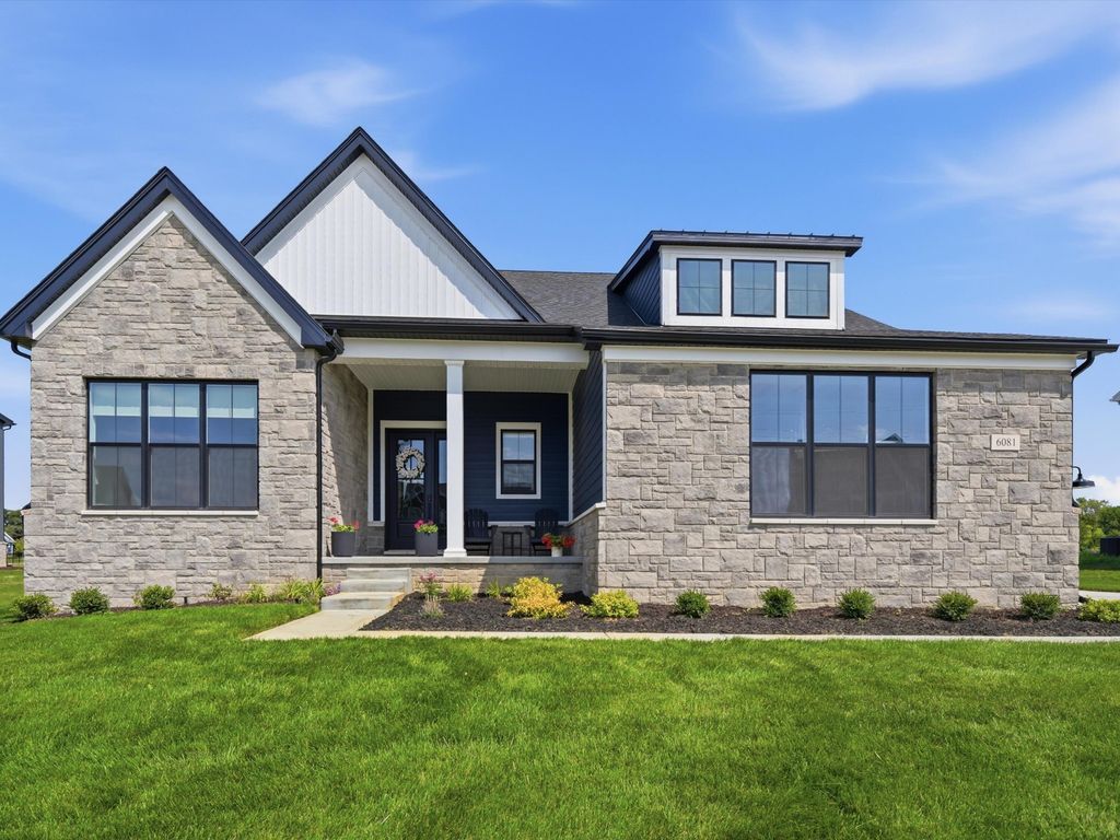 6081 Lincolnshire Drive, York charter township