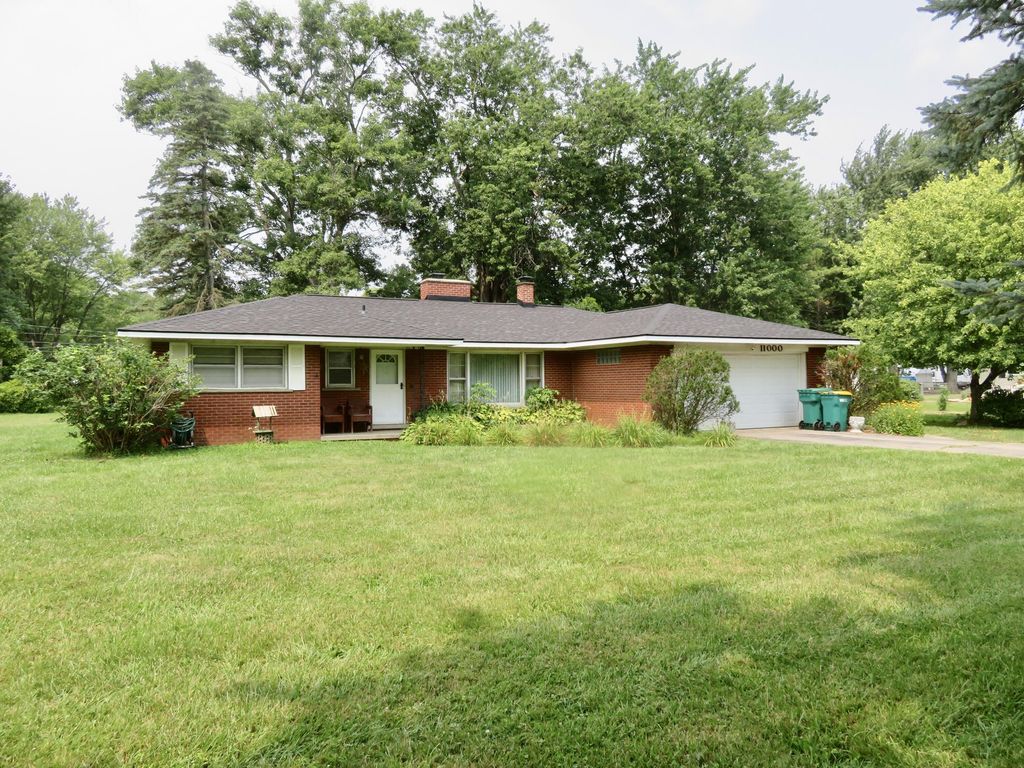 11000 Morton Taylor Road, Van Buren charter township
