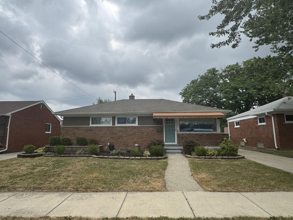 25147 Collingwood Street, Roseville city
