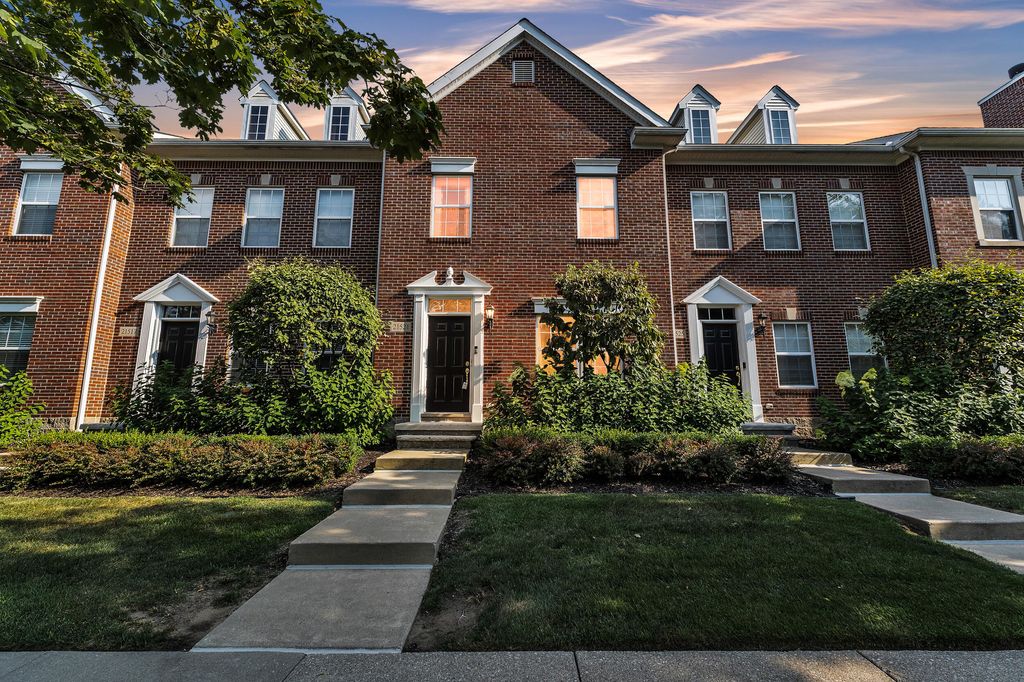 21521 Garrison Street, Dearborn