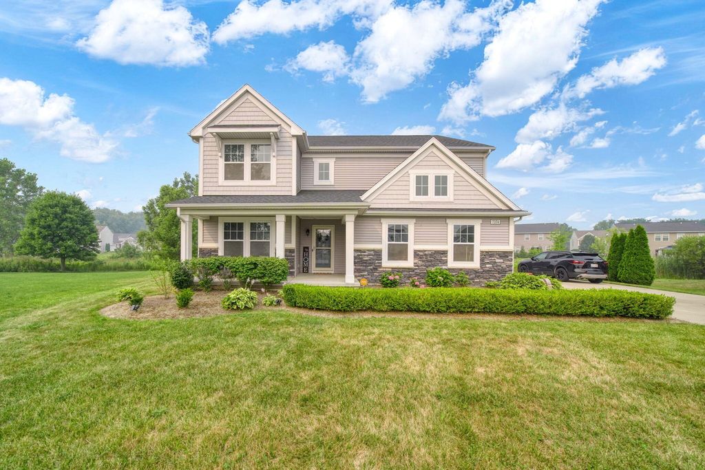 7374 Belfont Court, Augusta charter township