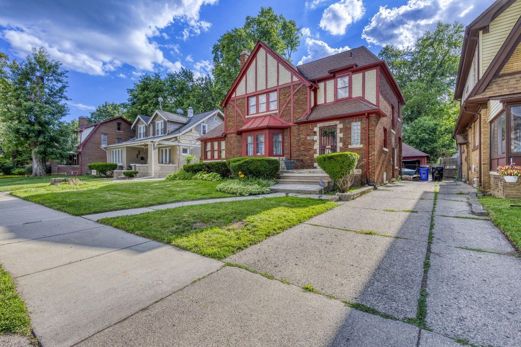 14425 Woodmont Avenue, Detroit city