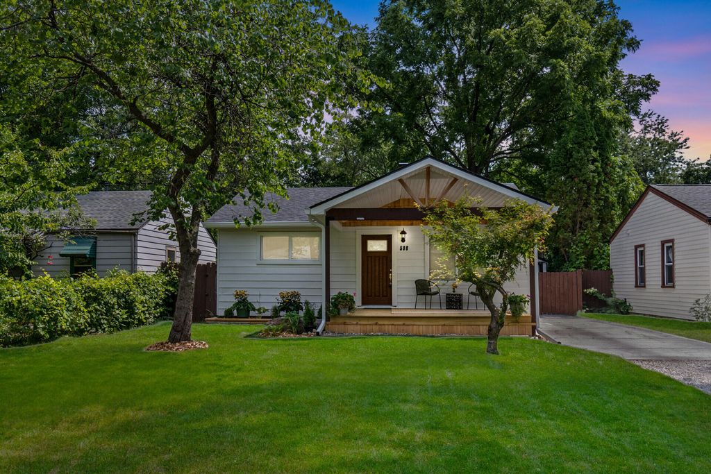 590 Bagley Avenue, Ypsilanti charter township