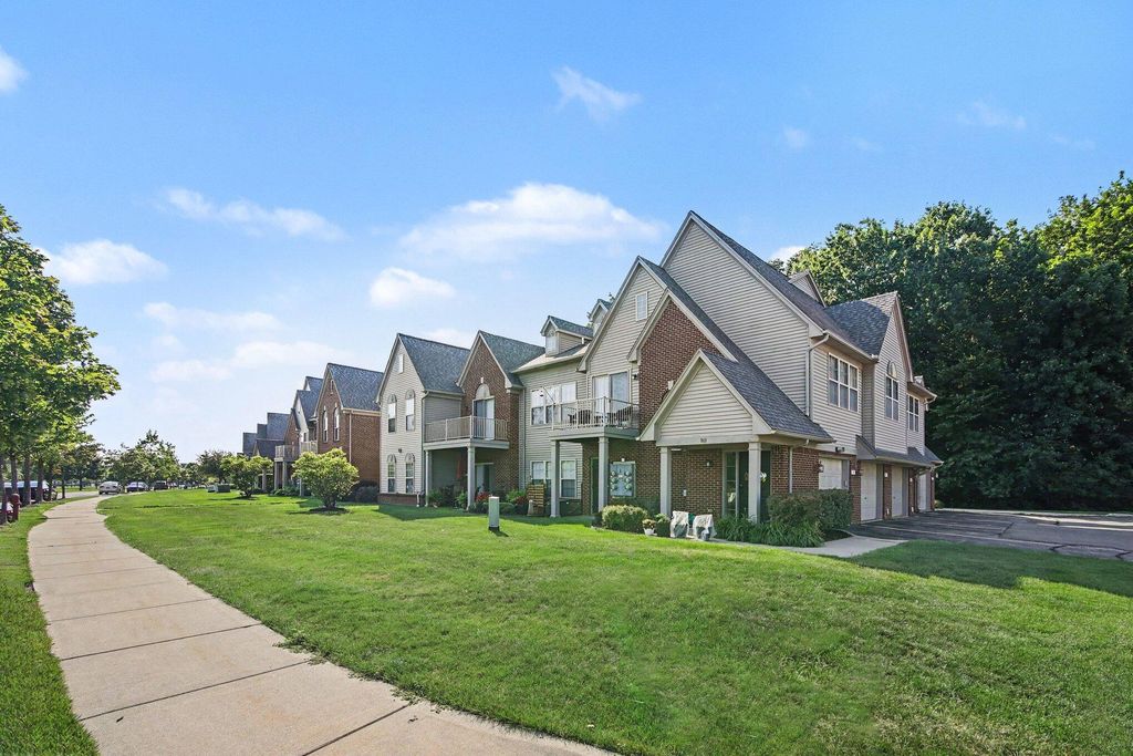 951 Addington Lane Unit: 135, Ann Arbor
