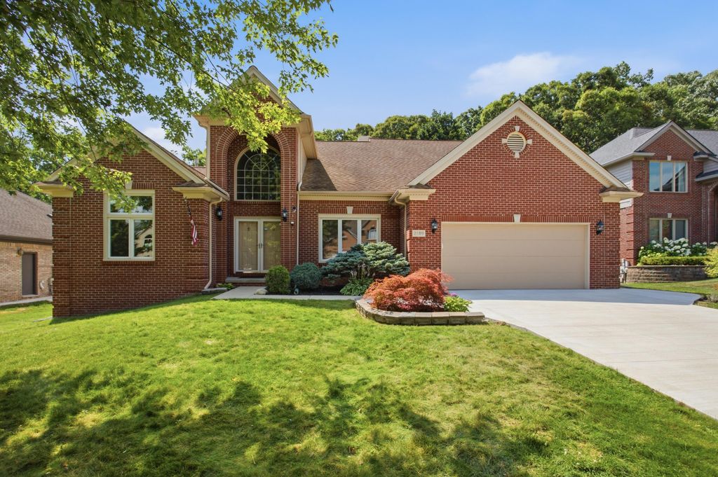2189 Clinton View Circle, Rochester Hills city
