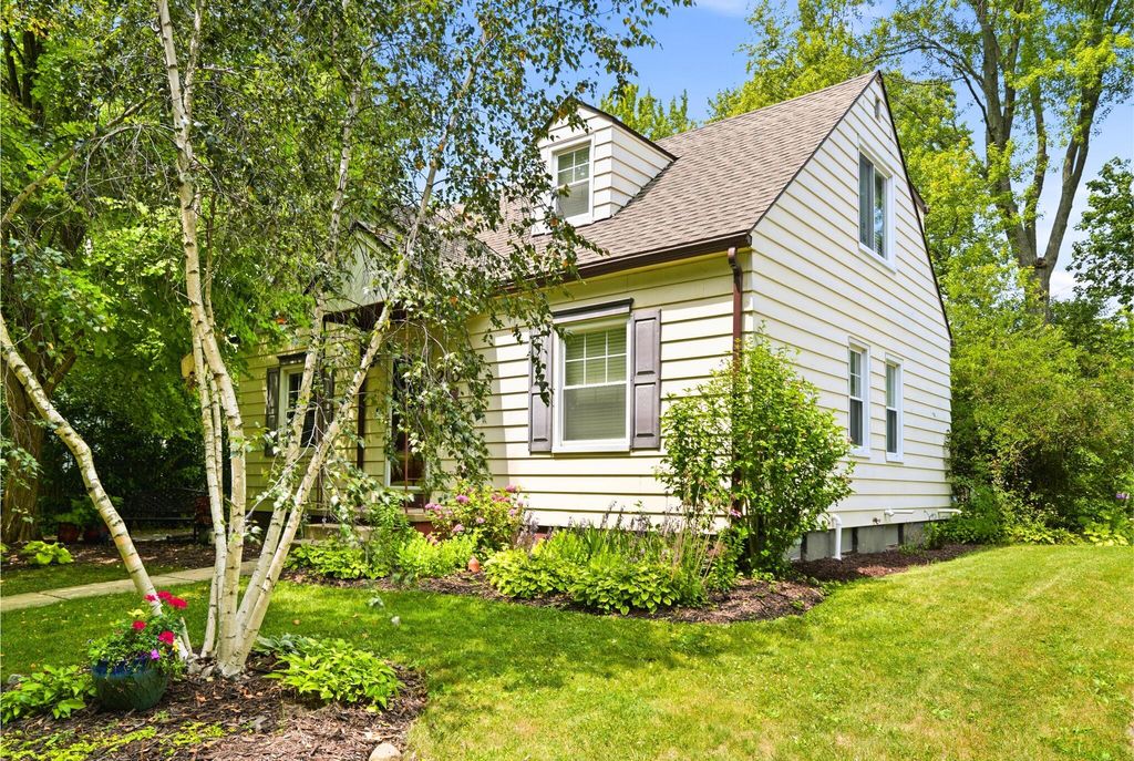 2104 Arborview Boulevard, Ann Arbor city