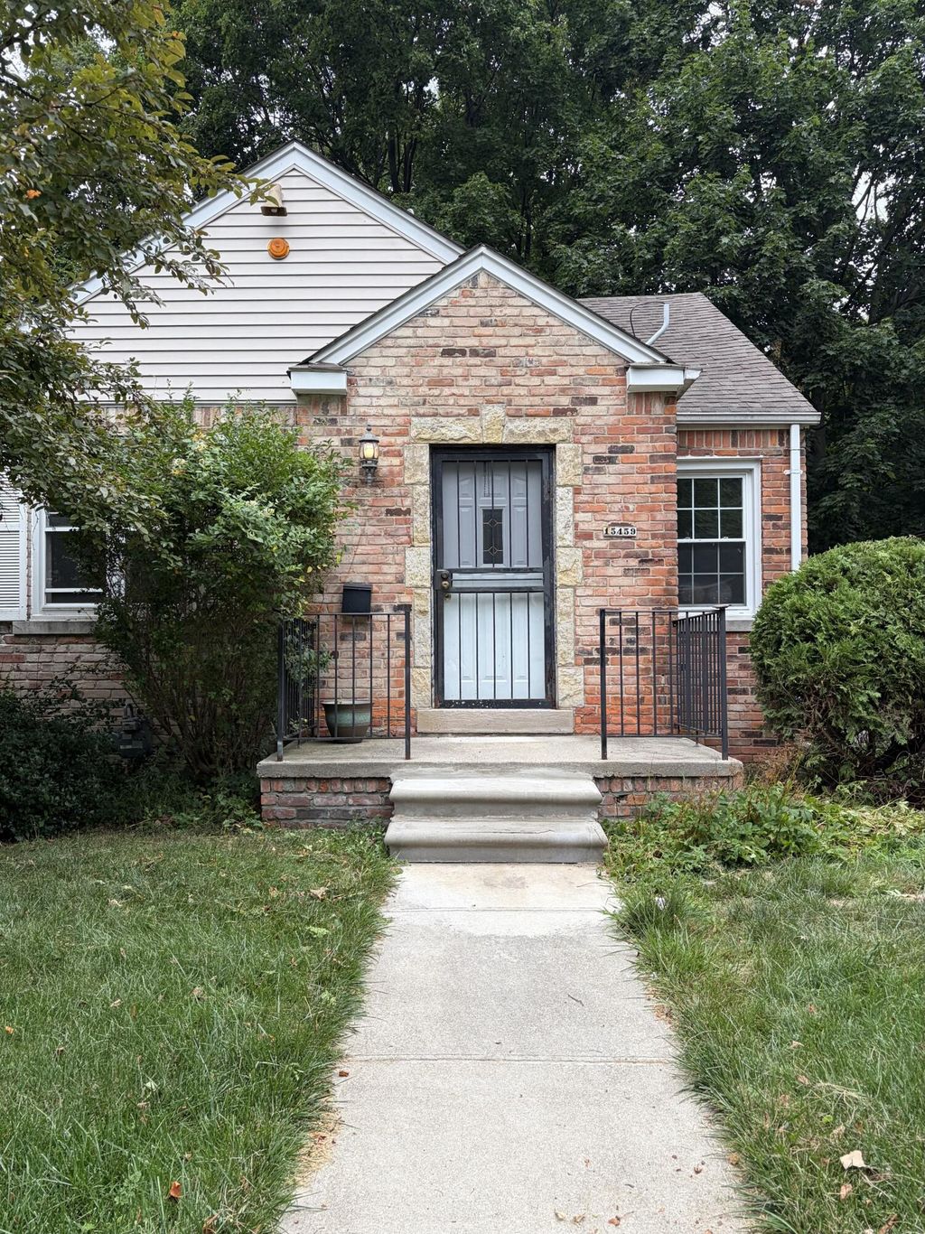 15459 Auburn Street, Detroit city