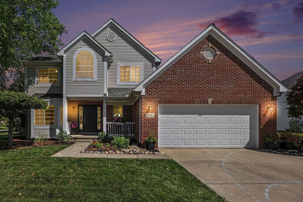 913 Darwin Drive, Chelsea city