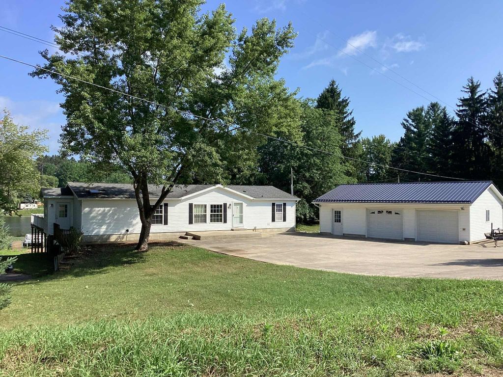 124 Horseshoe Drive, Rose Lake township