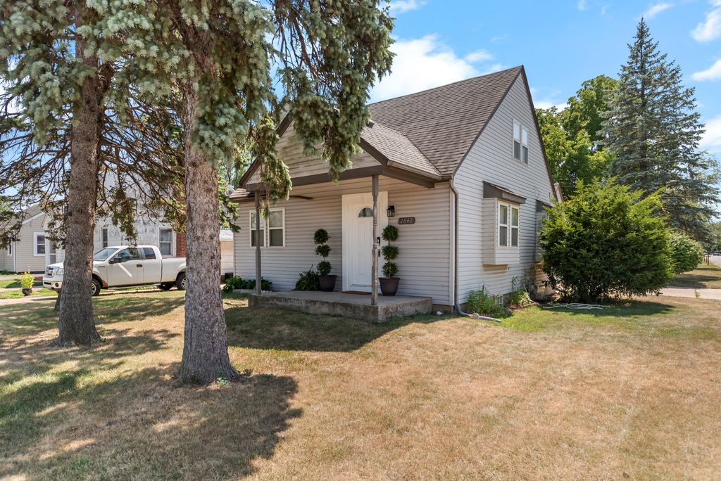 1642 Holmes Road, Ypsilanti charter township