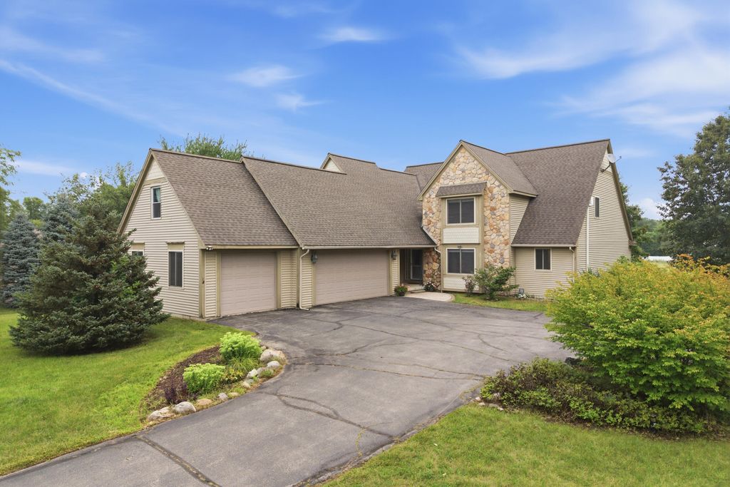 5983 Munger Road, Ypsilanti
