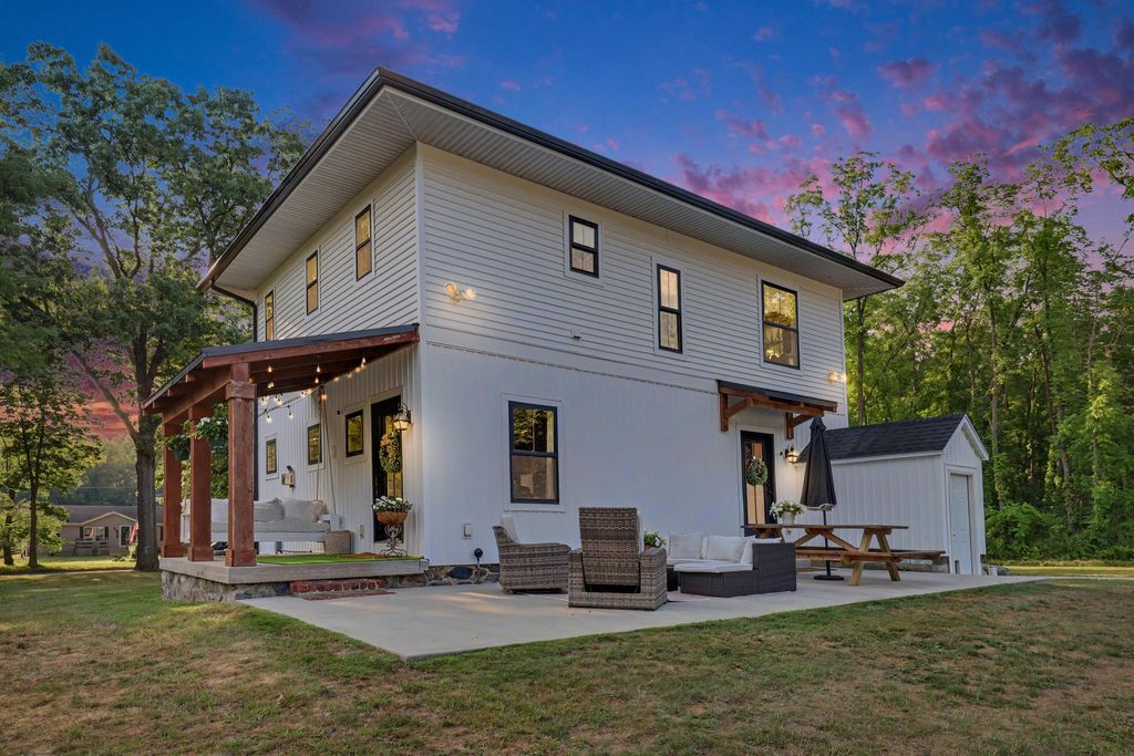 5648 Ivan Road, Boston township