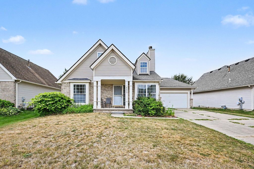 8433 Barrington Drive, Superior charter township