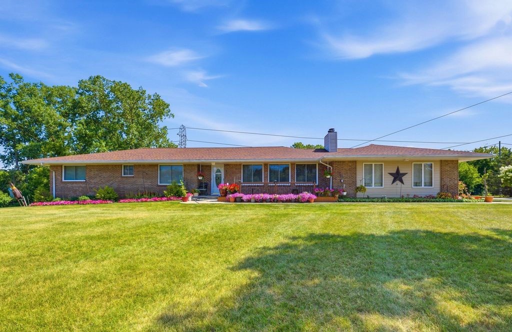 18275 Garvey Road, Sylvan township