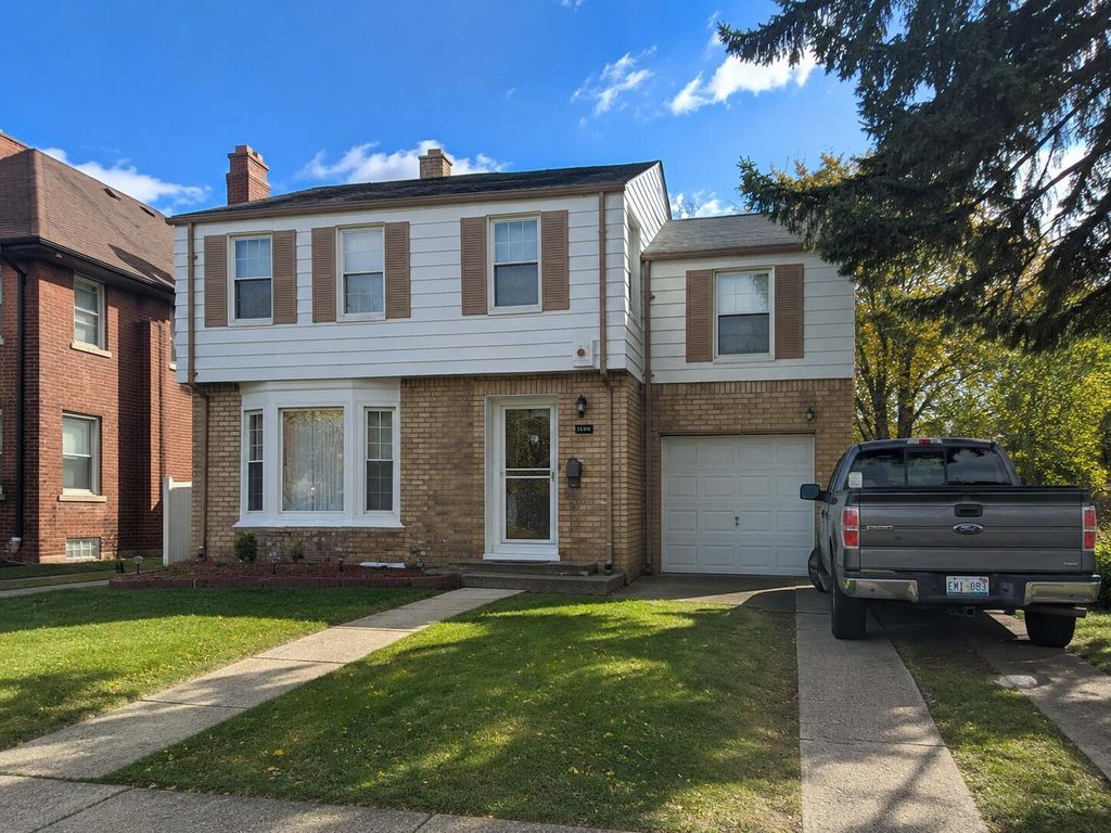 15435 Gilchrist Street, Detroit city