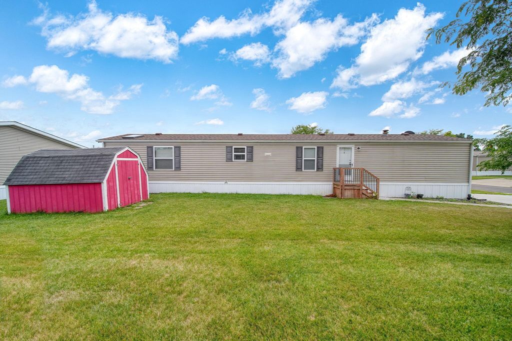 181 Newbury, Adrian city
