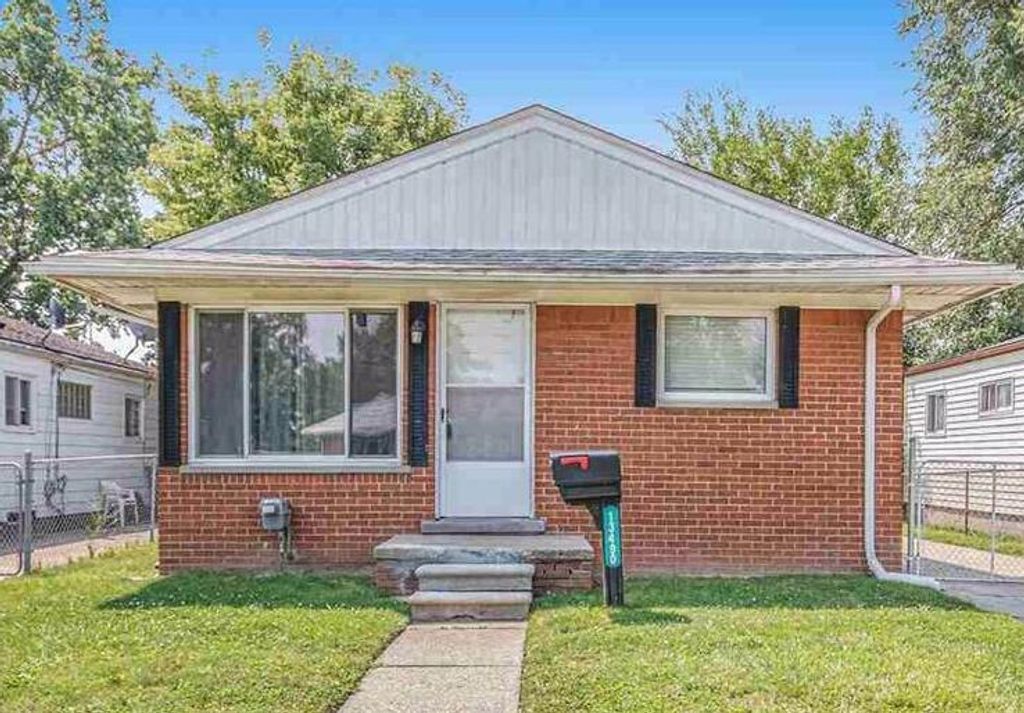 13490 Charlotte Avenue, Warren city