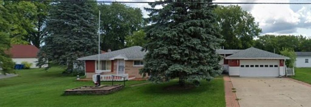 1820 Se Boutell Road, Hampton charter township
