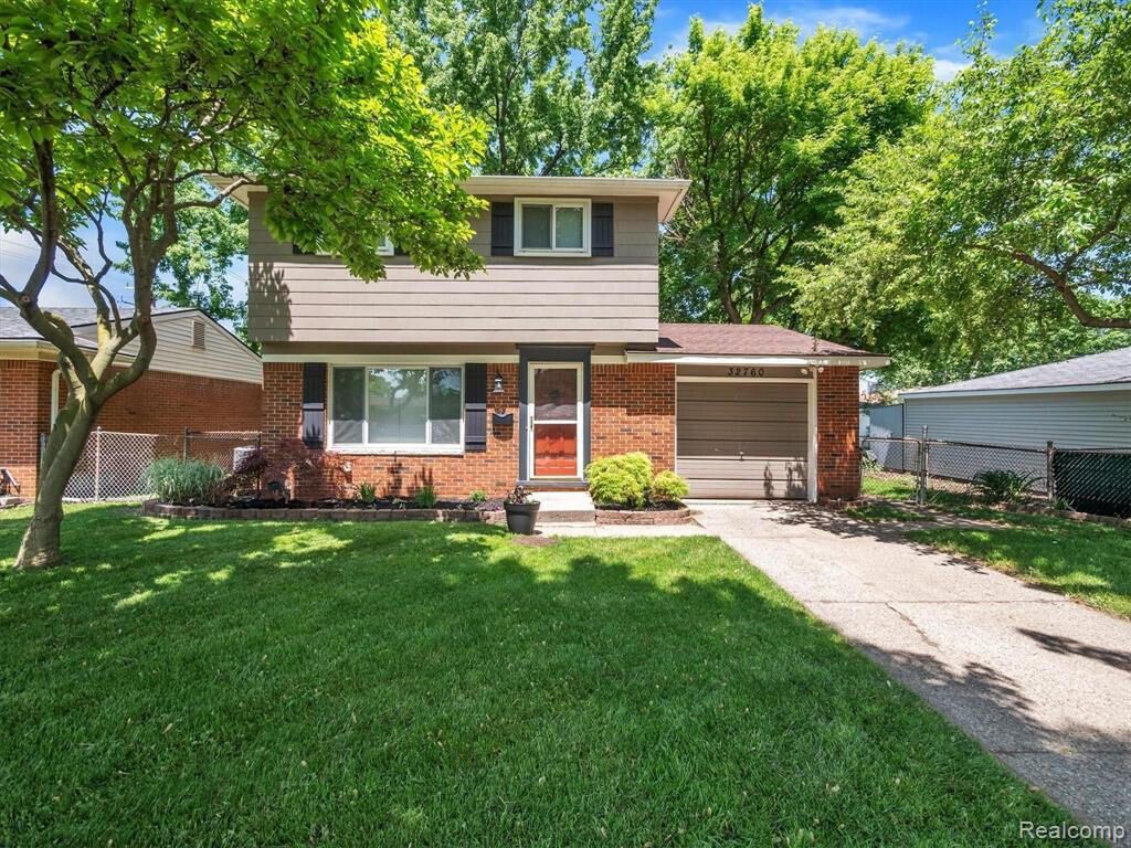 32760 Hiveley, Westland city