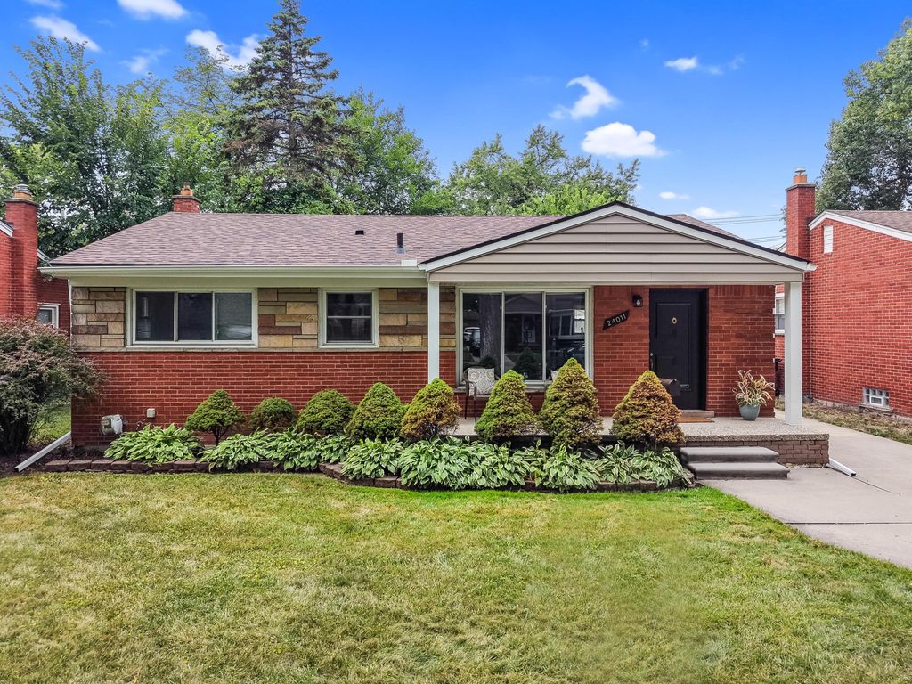24011 Geneva Street, Oak Park city