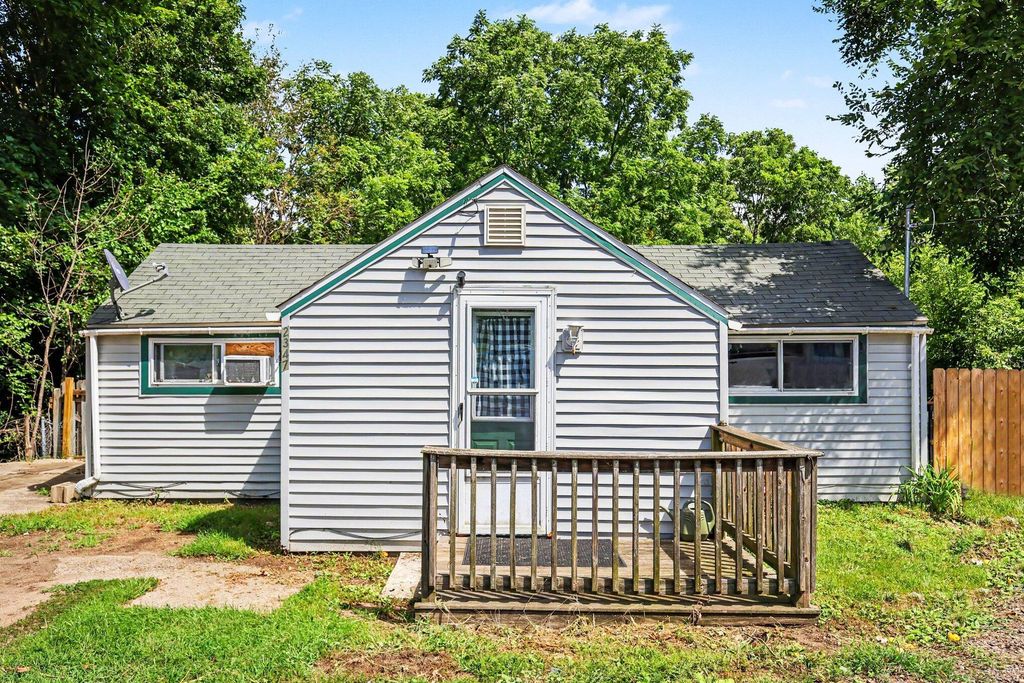 2347 Lansing Avenue, Blackman charter township