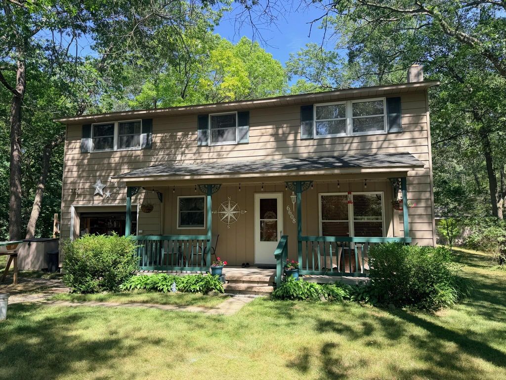 6608 Sylva Beach Road, Lake township