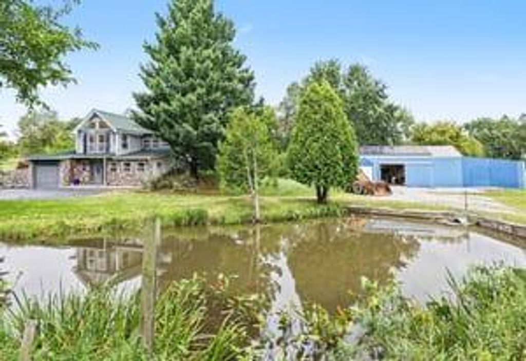 123 S Freer Road, Lima township