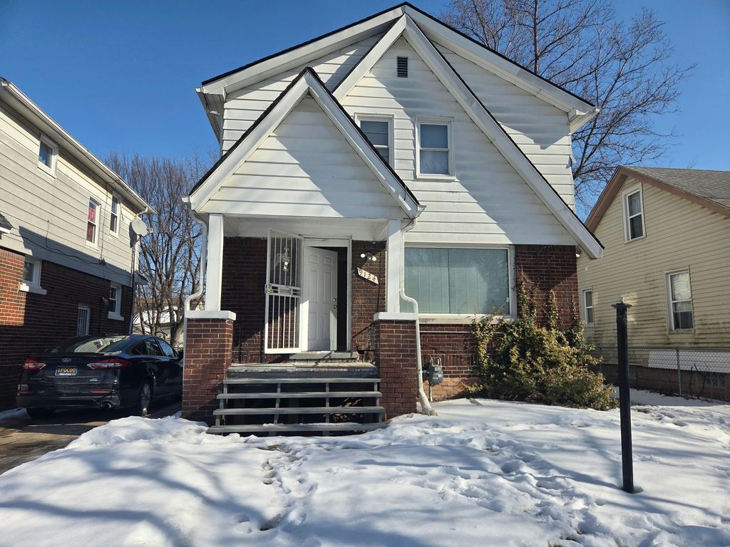 9124 Manor, Detroit city