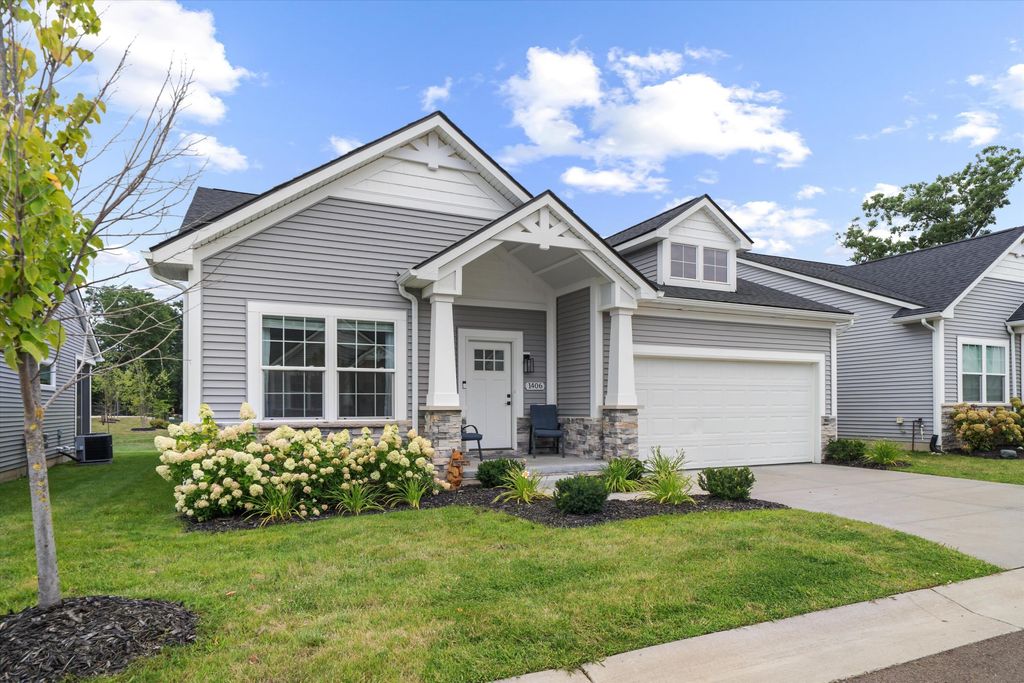 1406 Magellan Drive, Sylvan township