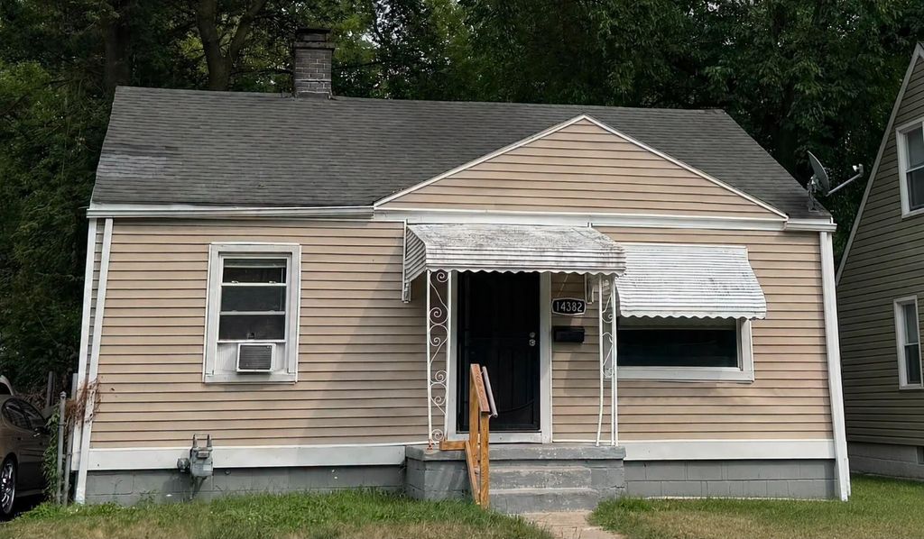 14382 Dolphin Street, Detroit city