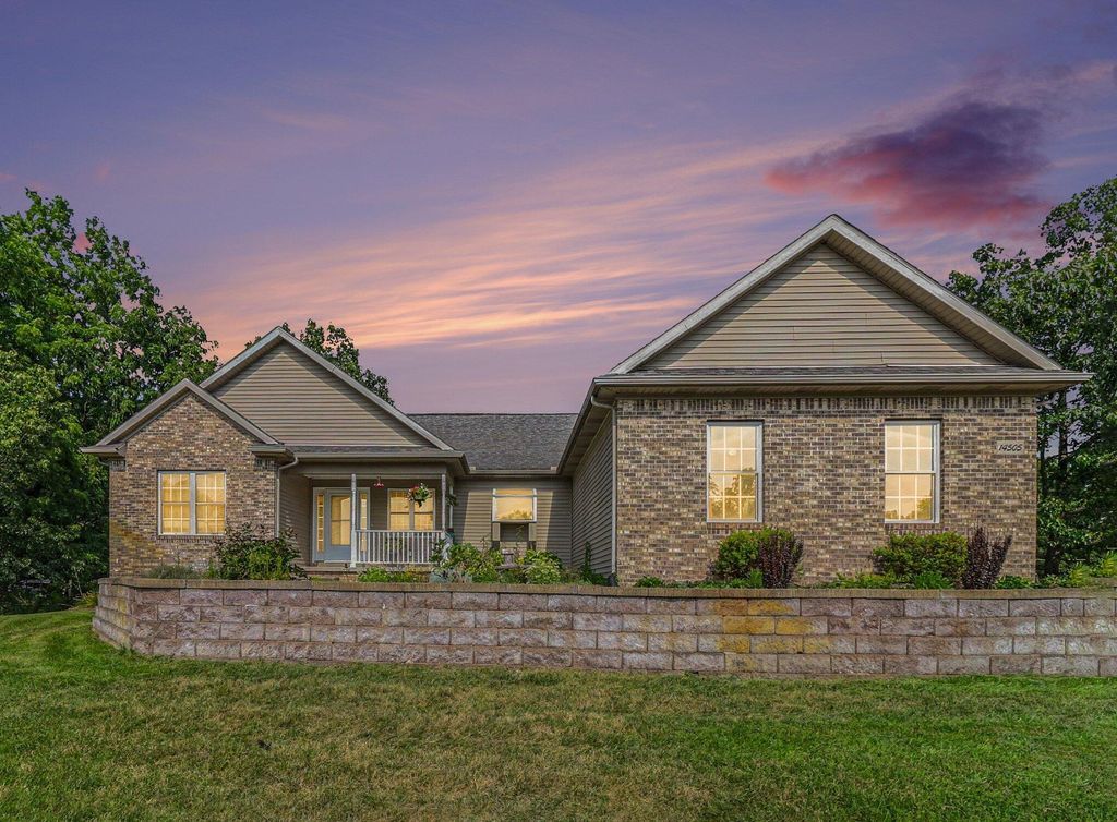 14505 Meadowpark Drive, Unadilla township